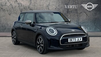 MINI Hatchback 1.5 Cooper Exclusive Premium 3dr Auto Petrol Hatchback